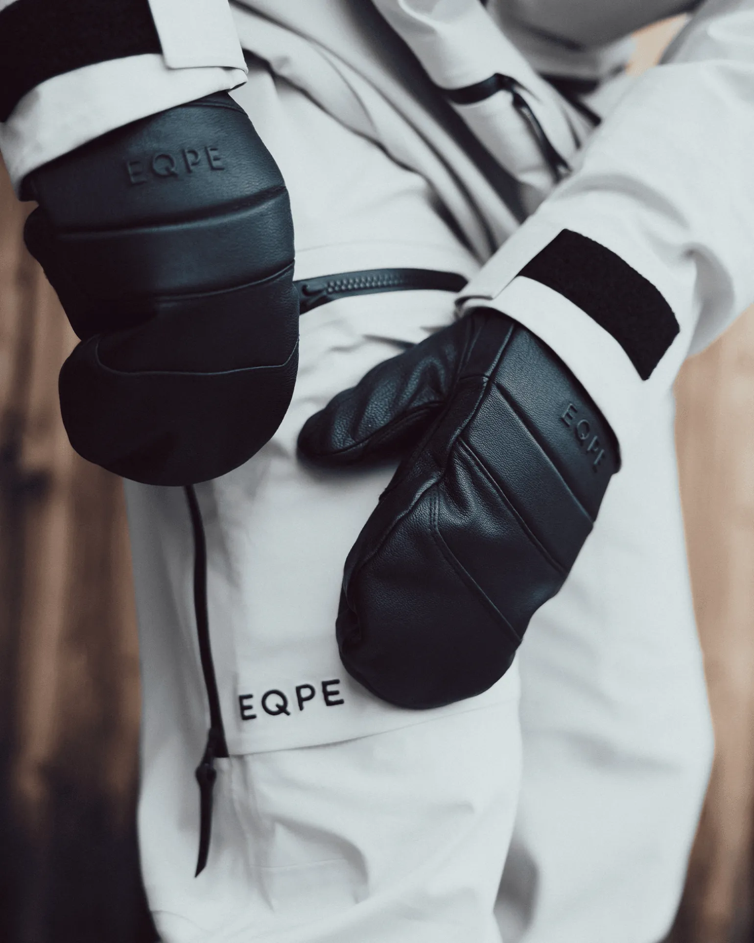Rido Leather Mitten Deep Black