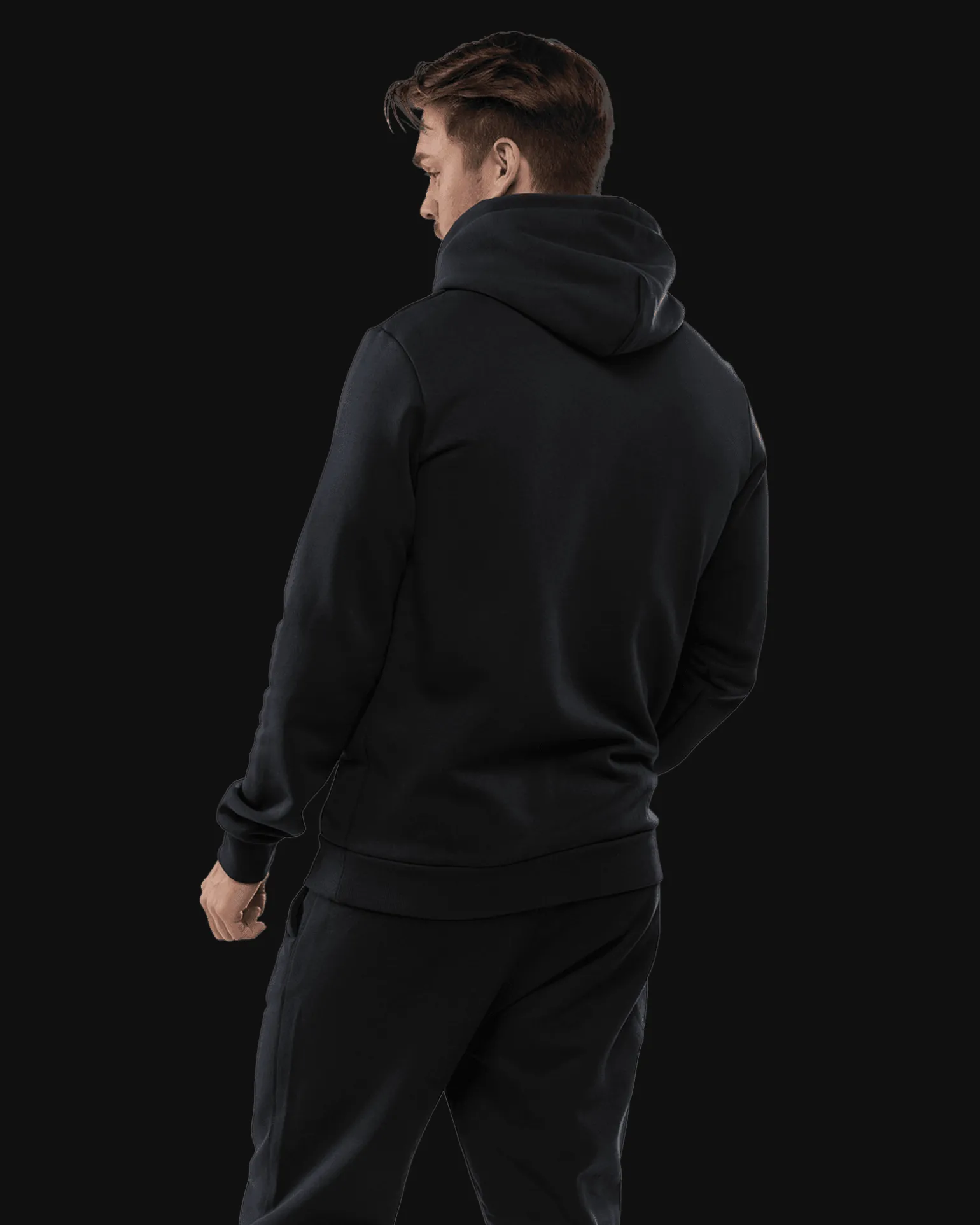 Slack Hood M Deep Black